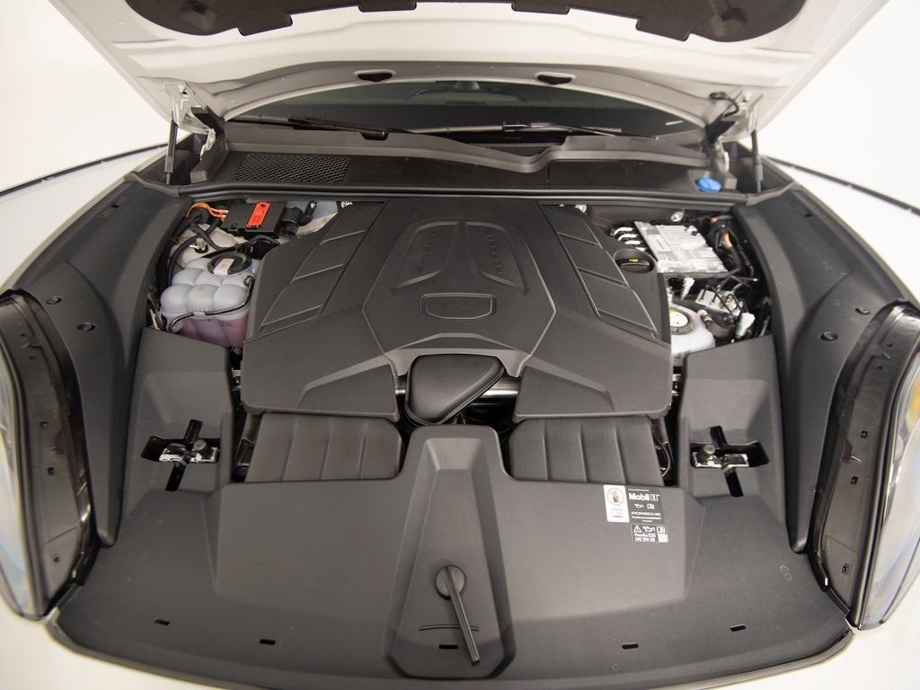 New 2026 Porsche Cayenne S image 41