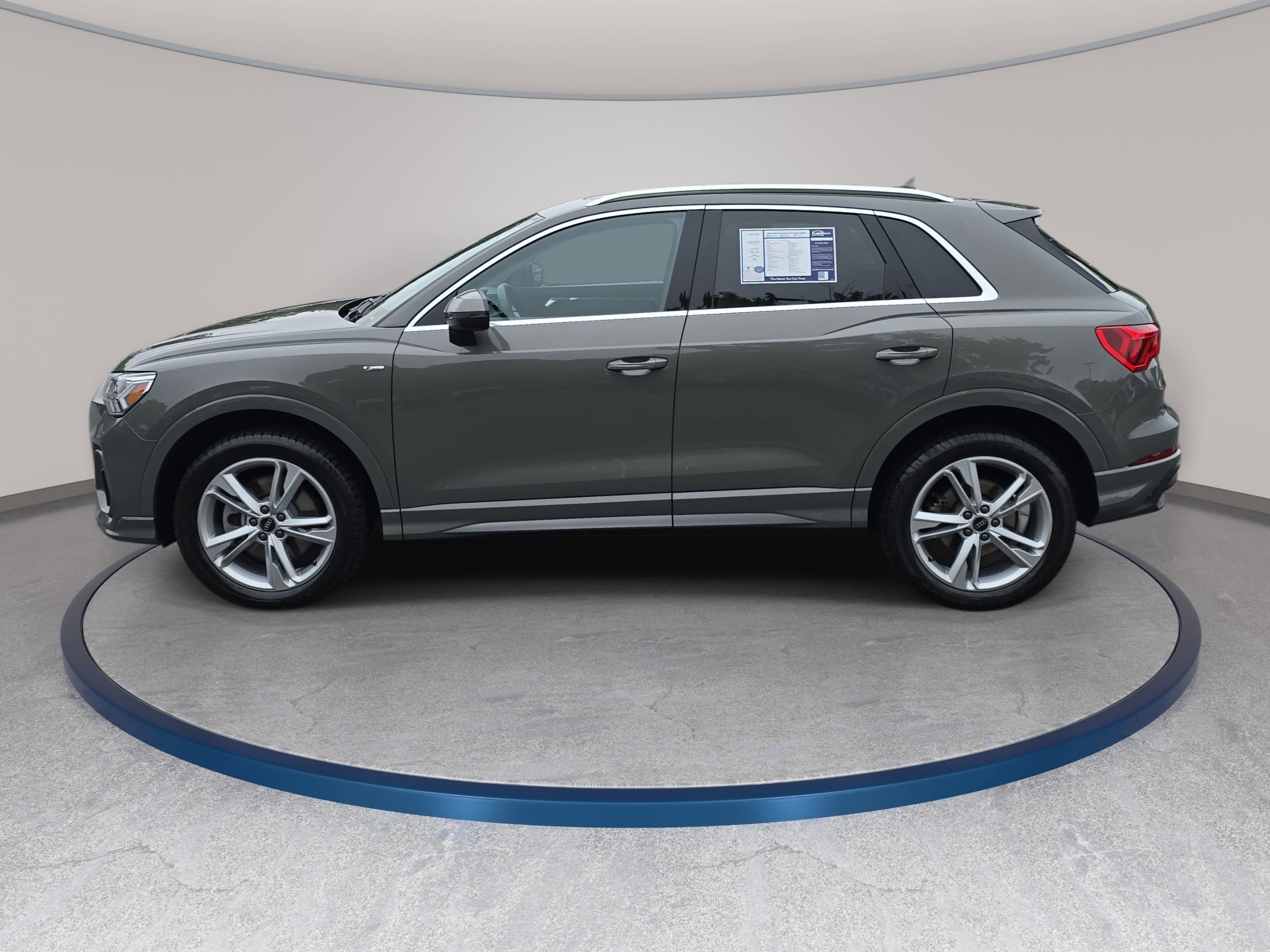 Used 2023 Audi Q3 2.0T Premium Plus w/ Premium Plus Package AWD/4WD image 8