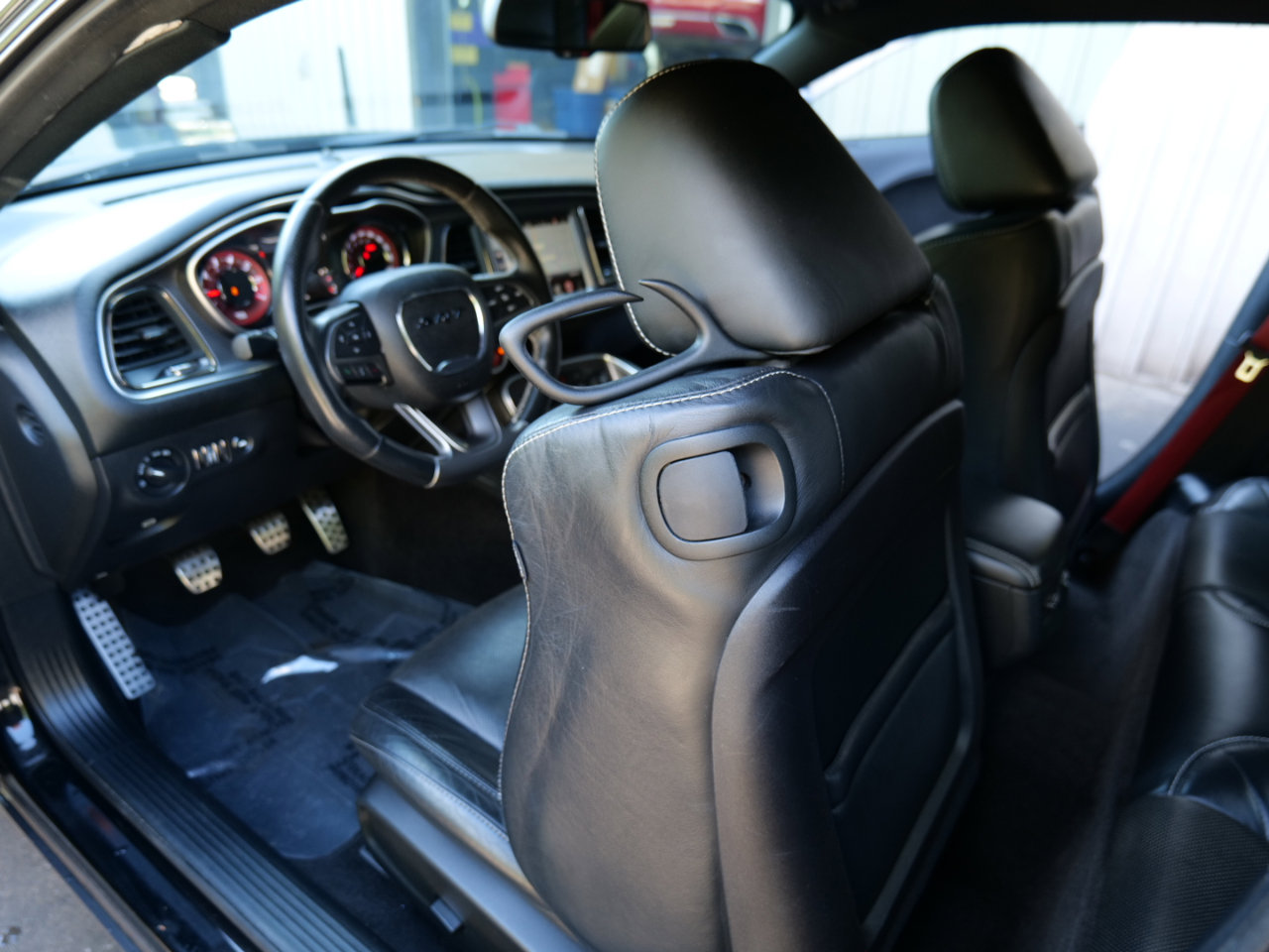 Used 2015 Dodge Challenger SRT Hellcat image 48