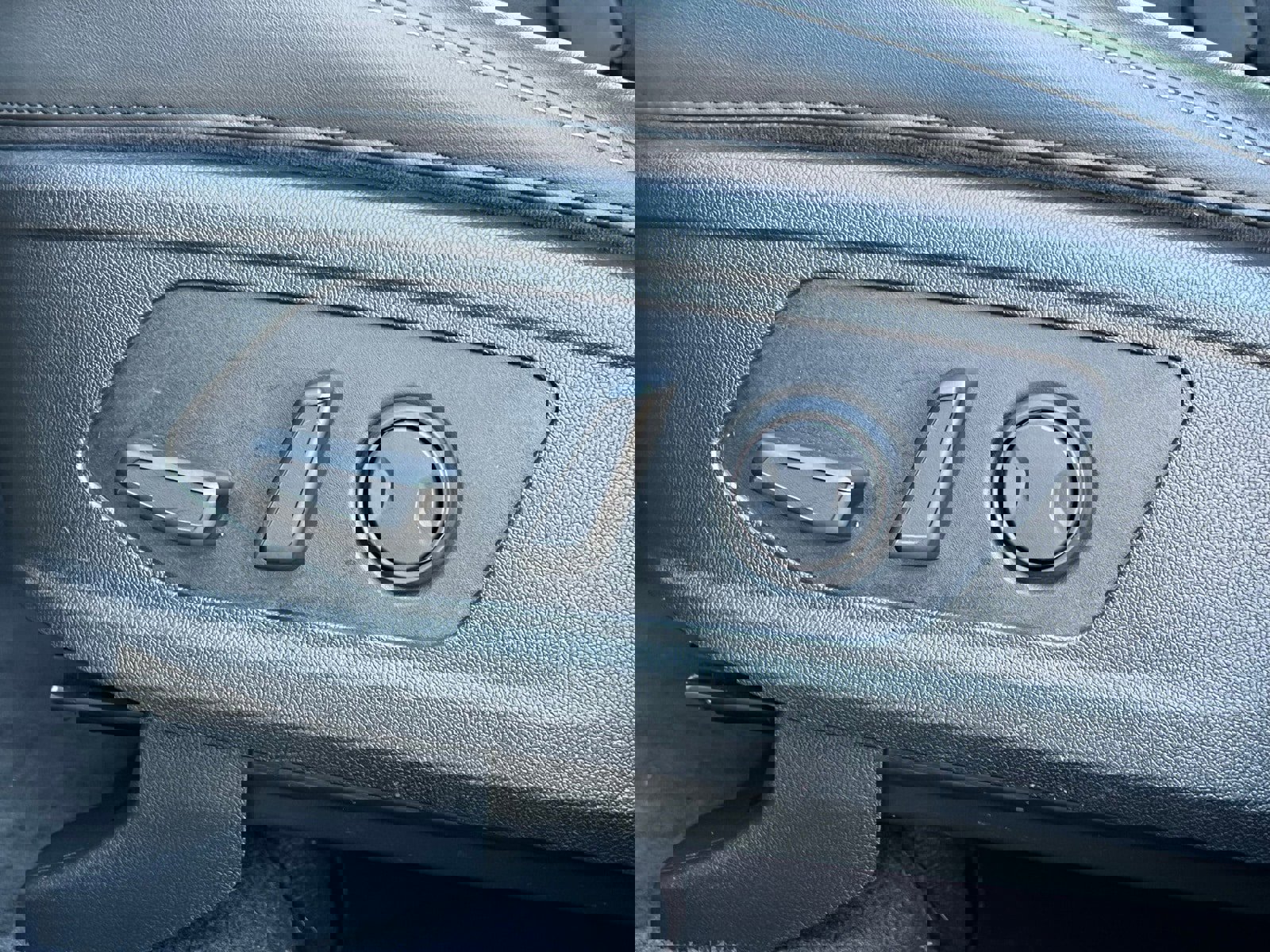 Used 2024 Kia Sorento S w/ Panoramic Sunroof Package image 27