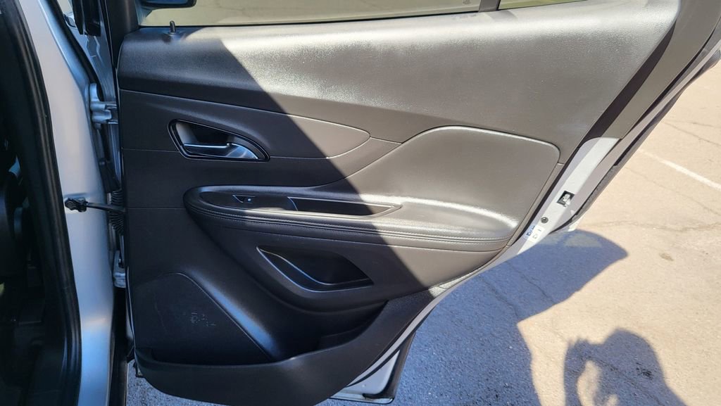 Used 2018 Buick Encore Preferred image 18