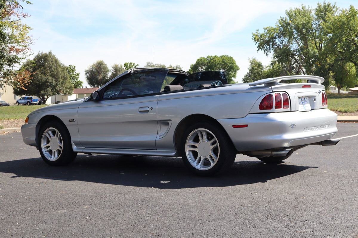 Used 1998 Ford Mustang GT image 7