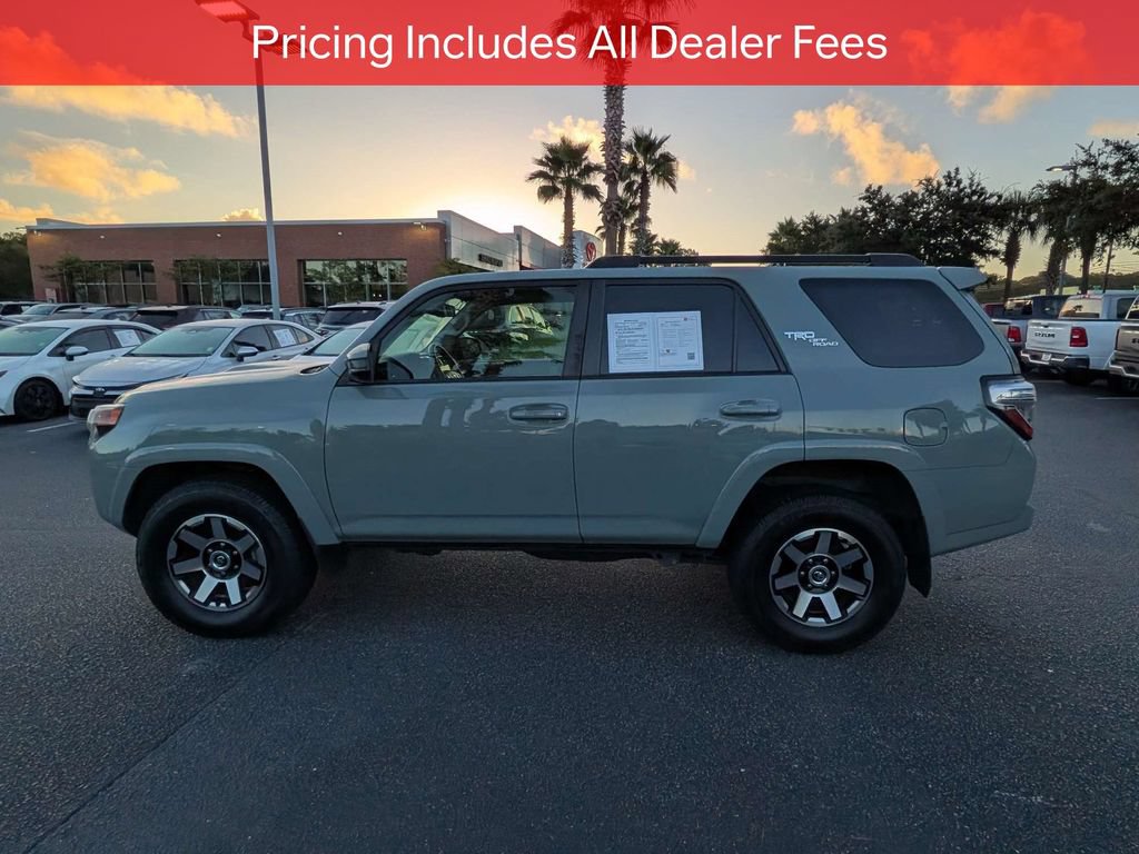 Certified 2023 Toyota 4Runner TRD Off-Road AWD/4WD image 8