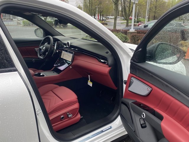 New 2025 Maserati Grecale Trofeo image 35