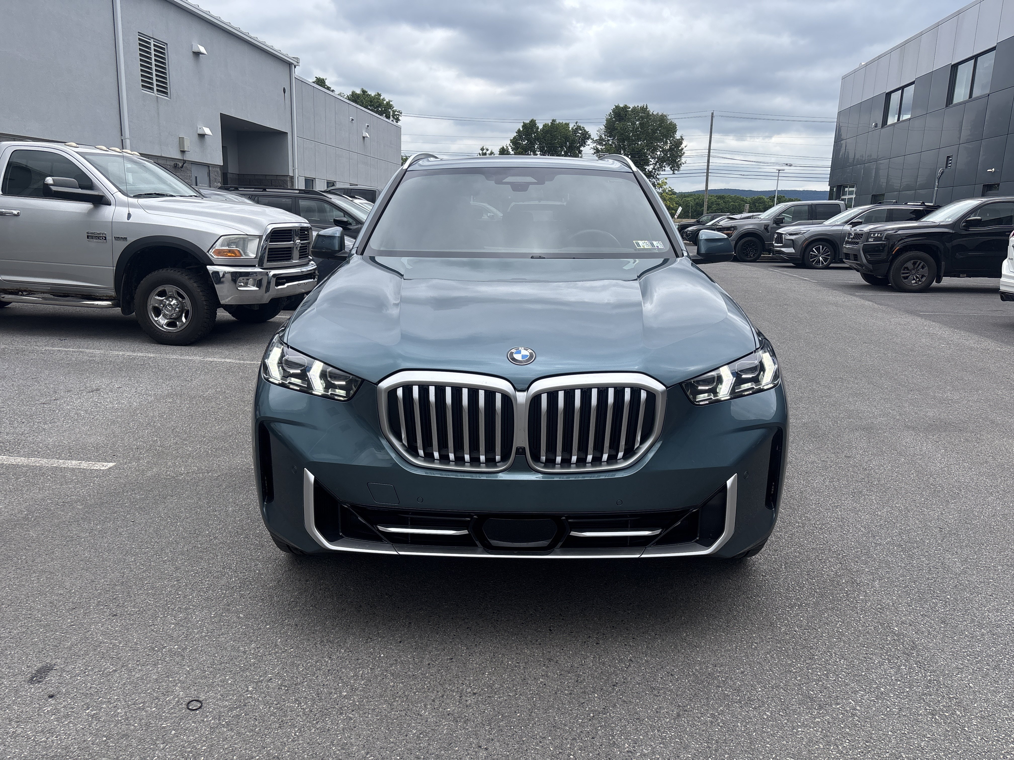 Used 2025 BMW X5 xDrive40i AWD/4WD image 13