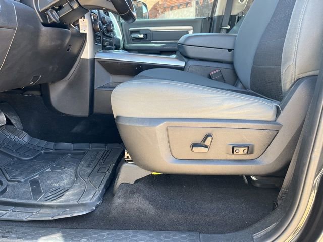 Used 2018 RAM 1500 SLT image 11