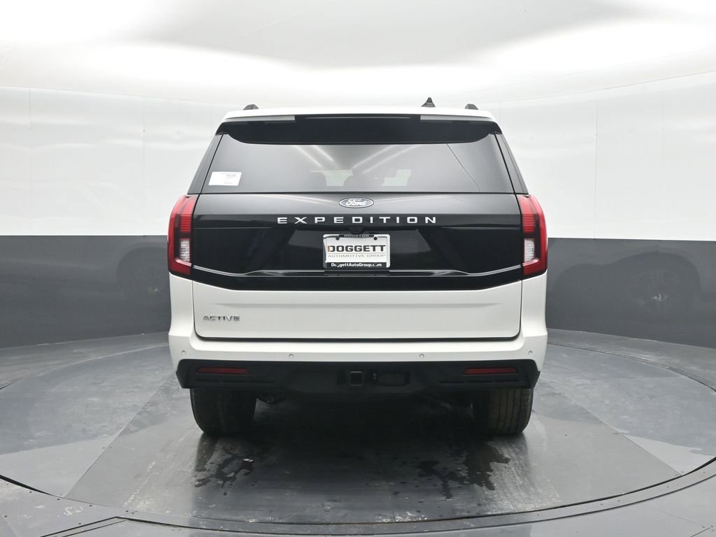 New 2025 Ford Expedition Active image 17