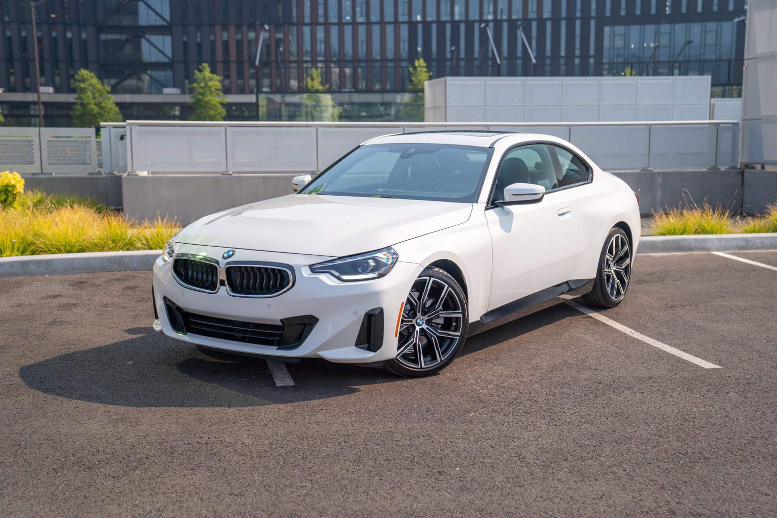 Used 2023 BMW 230i Coupe w/ Convenience Package RWD image 1