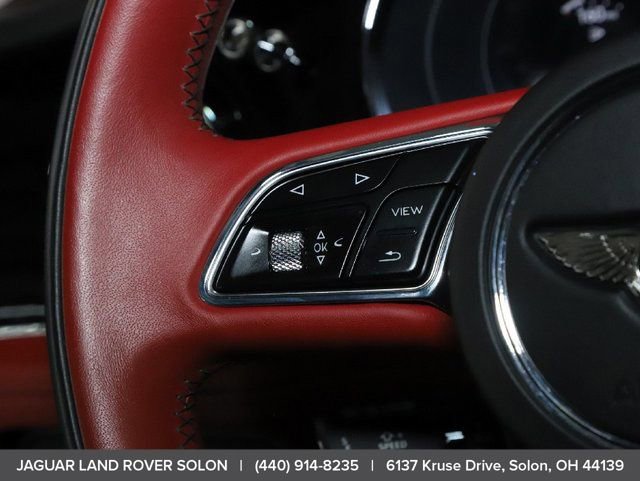 Used 2022 Bentley Bentayga image 21