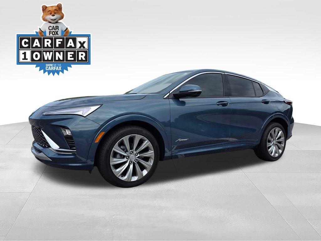 Used 2025 Buick Envista Avenir FWD image 2