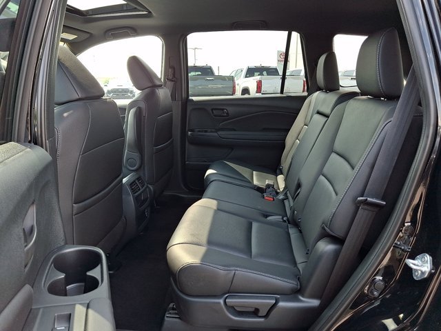 Used 2023 Honda Passport EX-L image 10