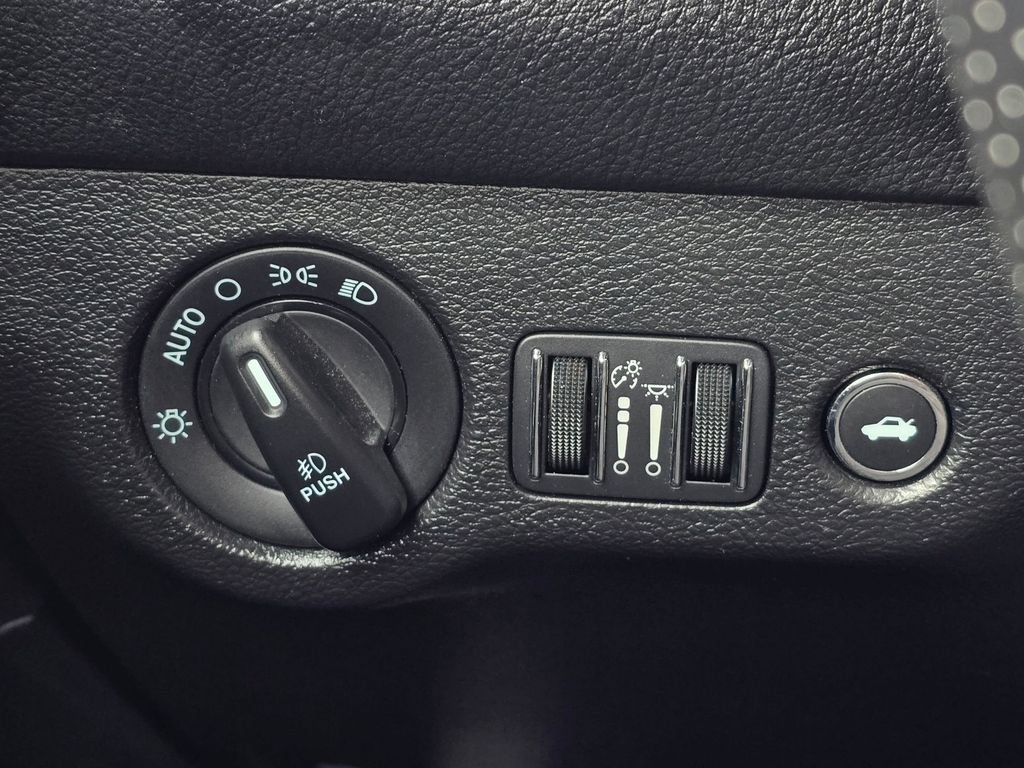 Used 2021 Dodge Challenger R/T RWD image 28