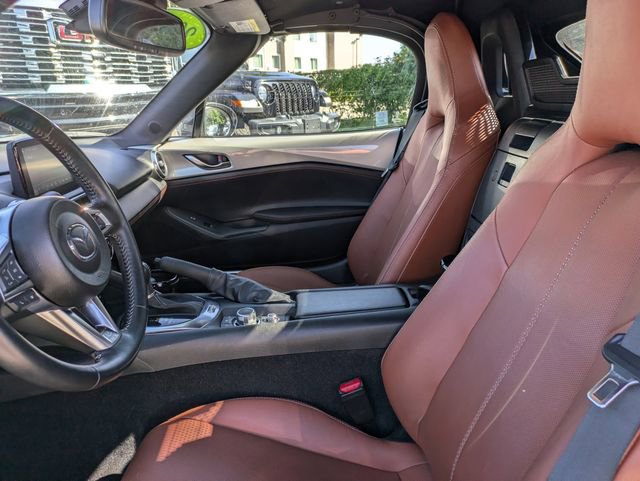 Used 2023 MAZDA MX-5 Miata Grand Touring w/ Weather Package image 19