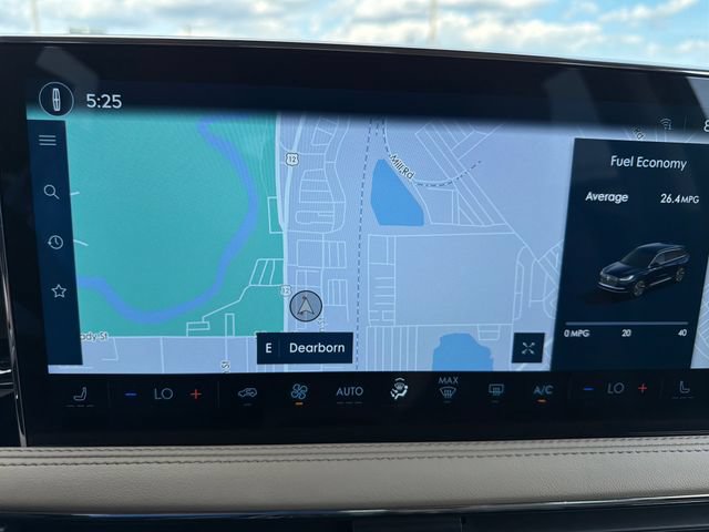 Certified 2023 Lincoln Corsair AWD image 22