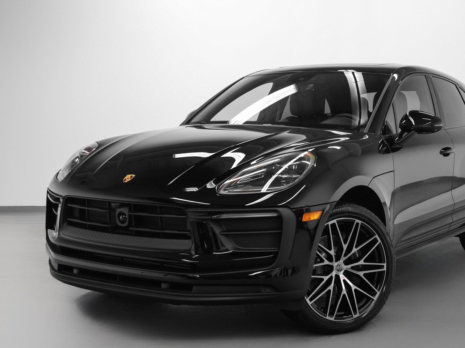 New 2026 Porsche Macan image 7