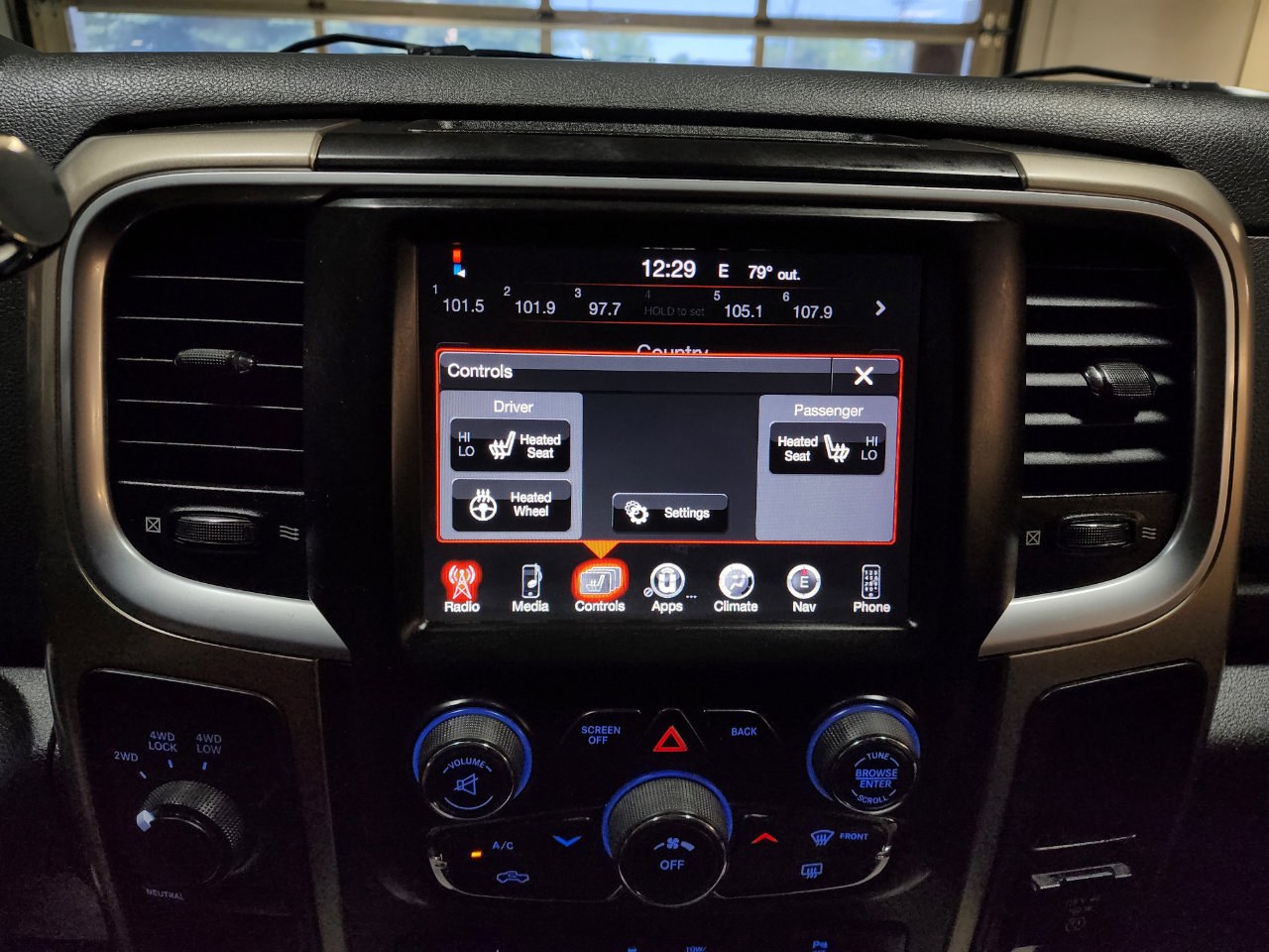 Used 2015 RAM 2500 Big Horn image 31