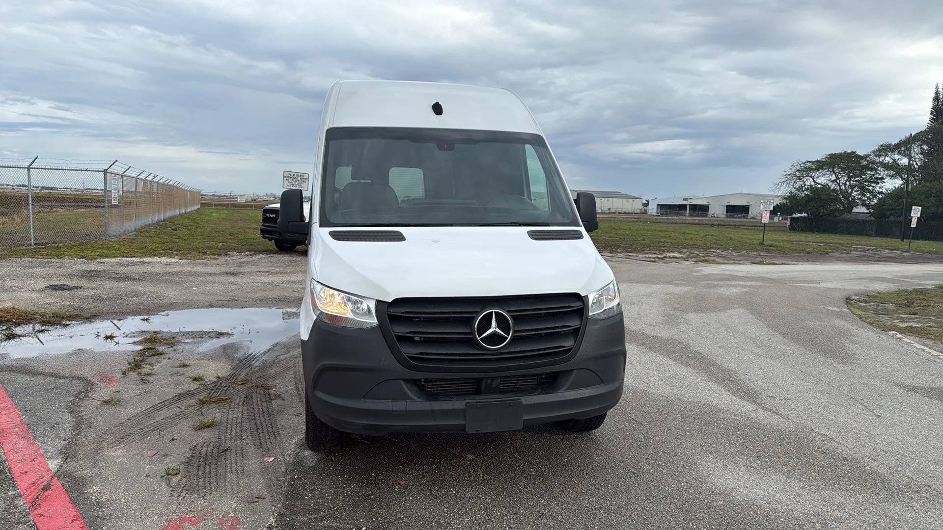 Used 2022 Mercedes-Benz Sprinter 2500 image 5