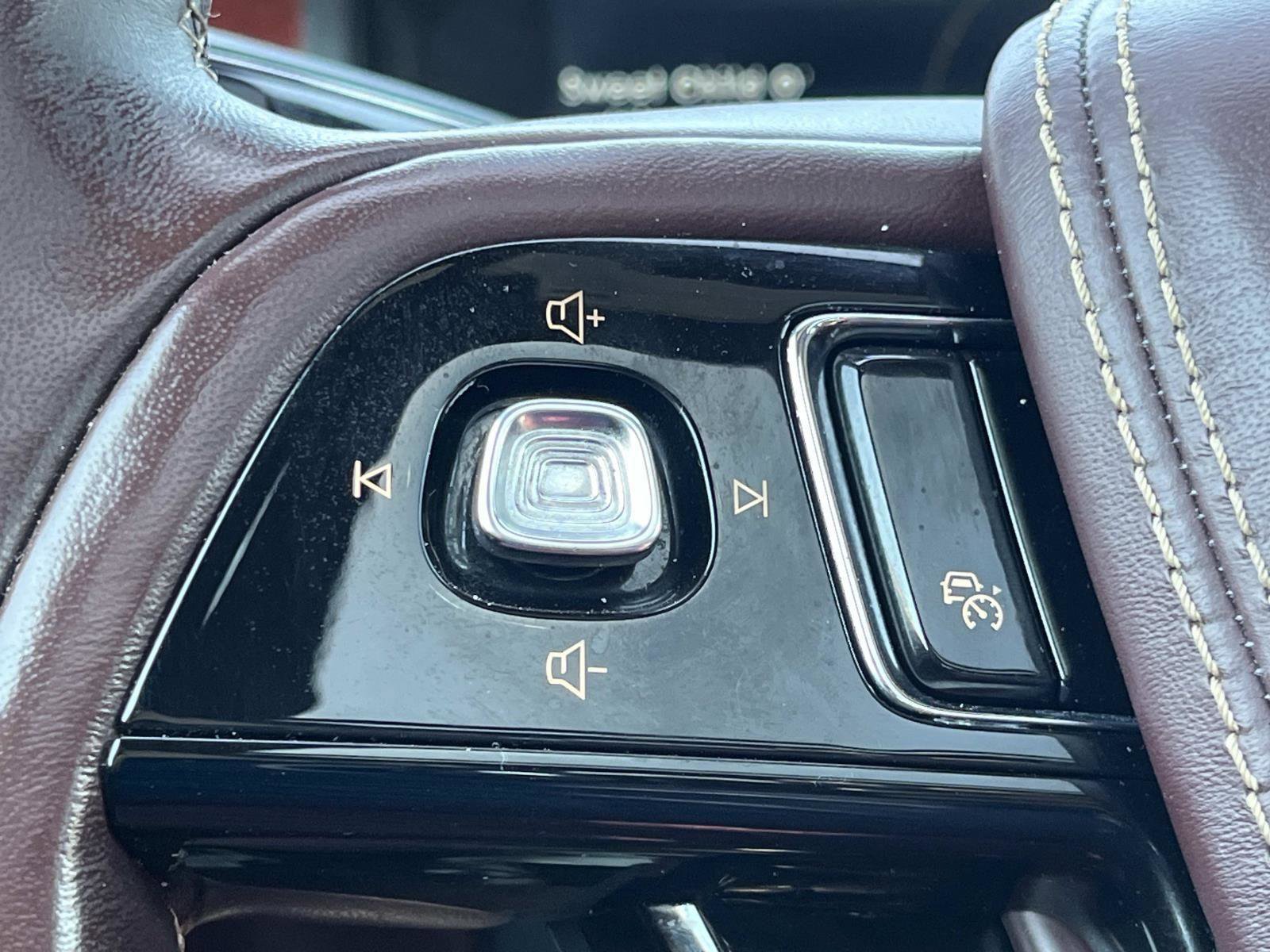 Used 2020 Lincoln Aviator Black Label w/ Dynamic Handling Package AWD/4WD image 29