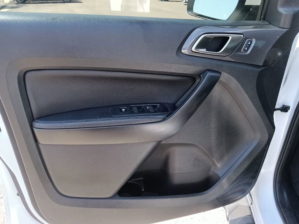 Used 2023 Ford Ranger Lariat w/ FX4 Off-Road Package image 11