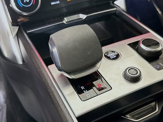 Used 2023 Land Rover Range Rover Autobiography image 19