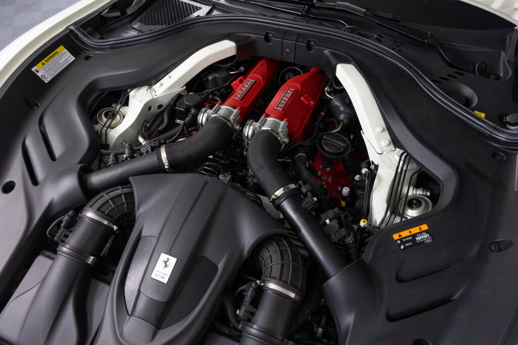 Certified 2024 Ferrari Roma Spider RWD image 61