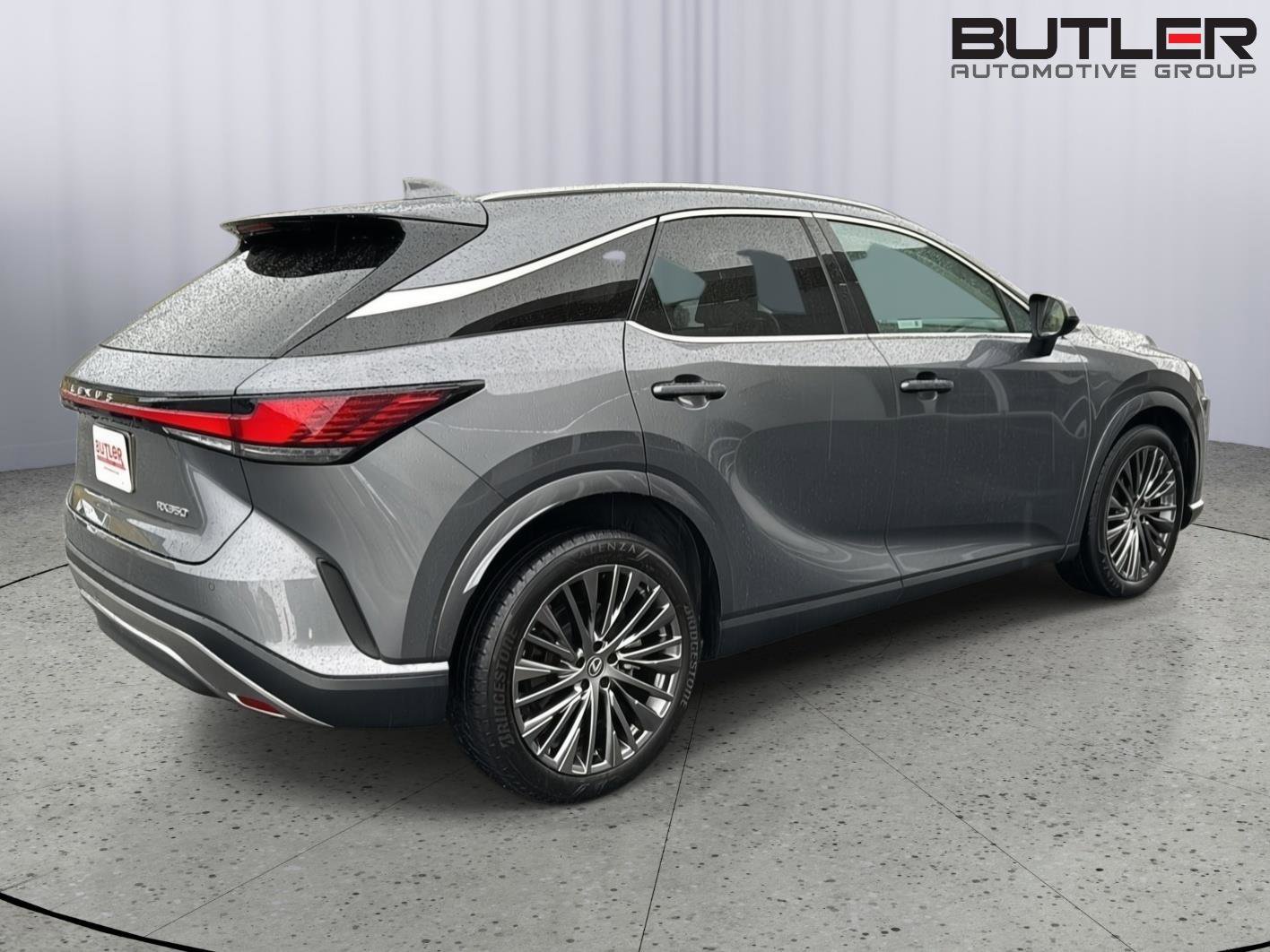 Used 2023 Lexus RX 350 w/ Accessory Package (Z1) image 5