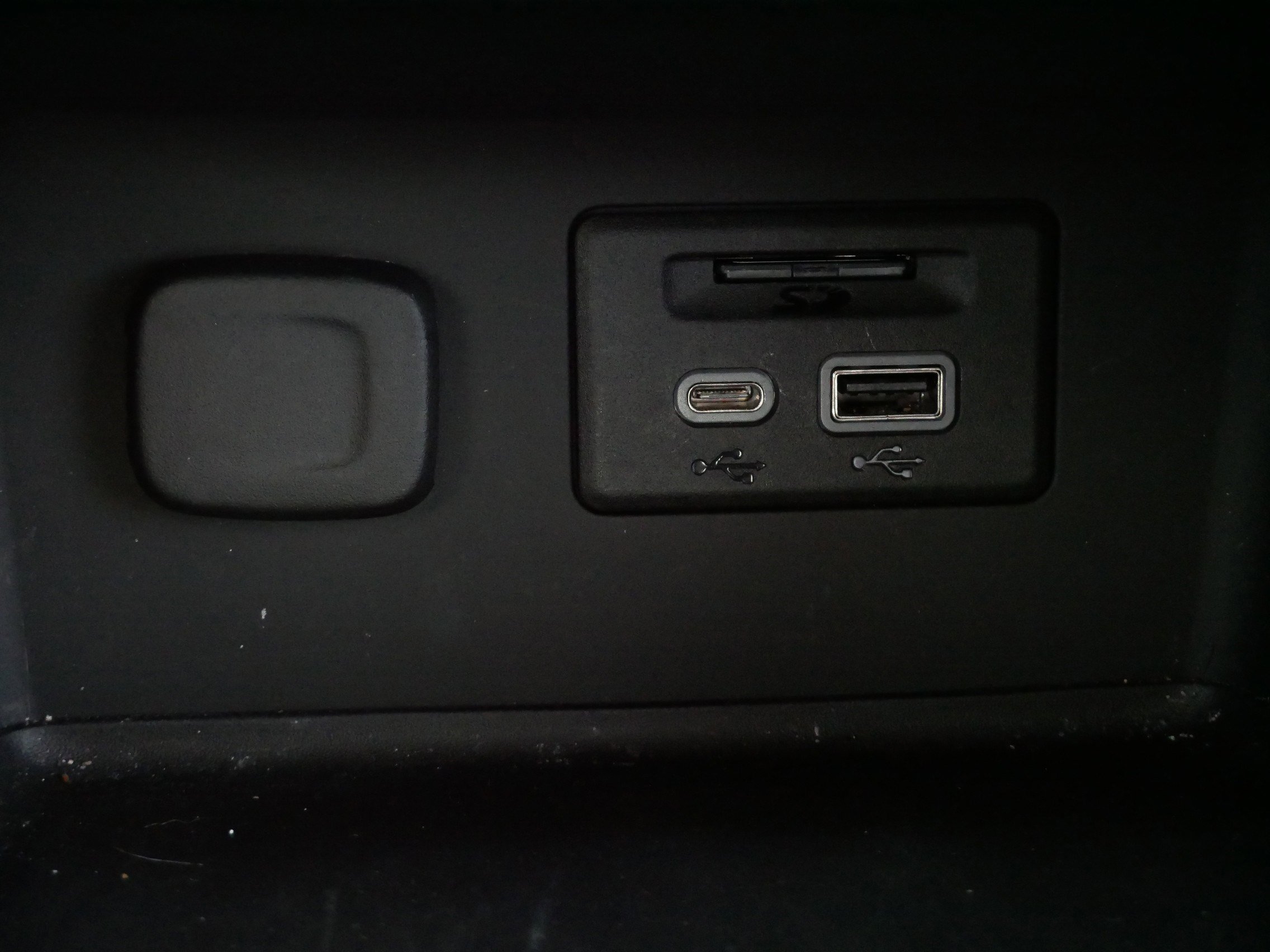 Used 2023 GMC Acadia SLT w/ Preferred Package image 31