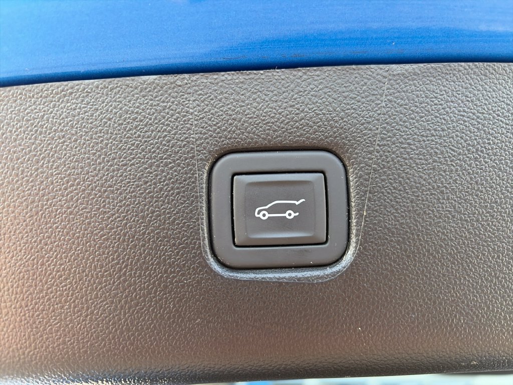 Used 2024 Chevrolet Blazer LT w/ Convenience Package FWD image 8