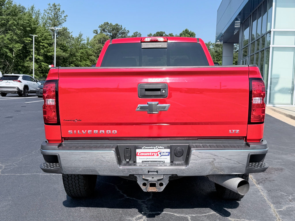 Used 2018 Chevrolet Silverado 2500 LTZ AWD/4WD image 8
