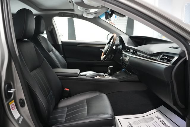 Used 2017 Lexus ES 350 FWD image 19