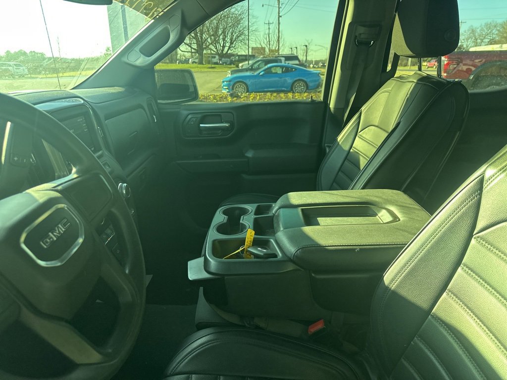 Used 2022 GMC Sierra 1500 Pro w/ Convenience Package image 2