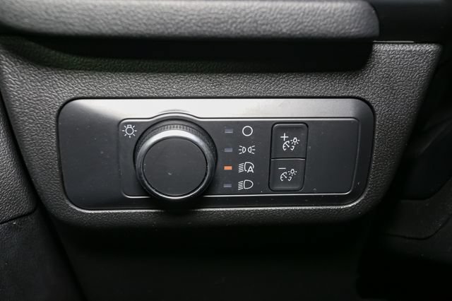 Used 2022 Ford Escape SE w/ Cold Weather Package FWD image 31