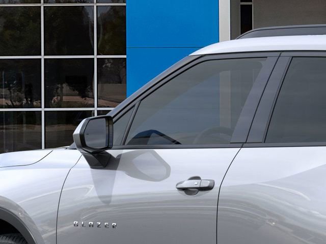 New 2025 Chevrolet Blazer LT w/ Convenience Package image 12