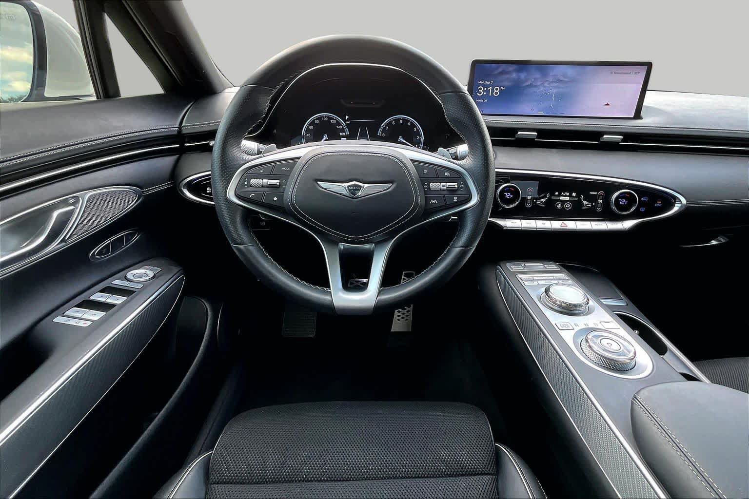Used 2023 Genesis GV70 2.5T w/ Sport Prestige Package AWD/4WD image 6