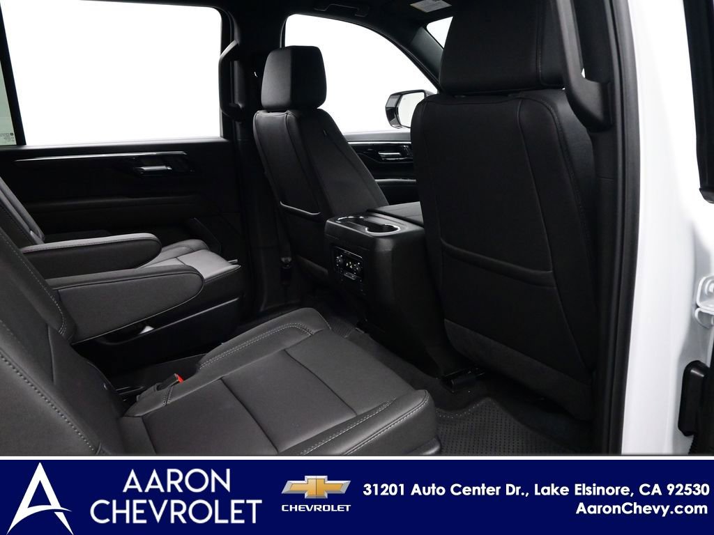New 2026 Chevrolet Suburban LT w/ Comfort Package AWD/4WD image 11