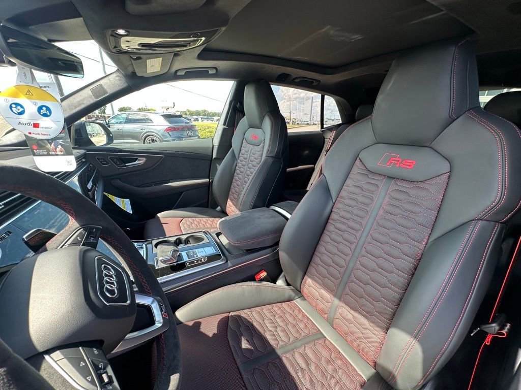 New 2026 Audi RS Q8 performance image 12