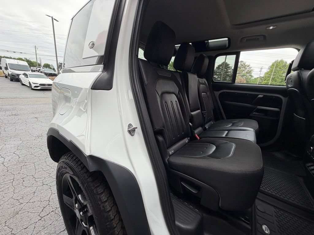 Used 2020 Land Rover Defender 110 SE AWD/4WD image 29