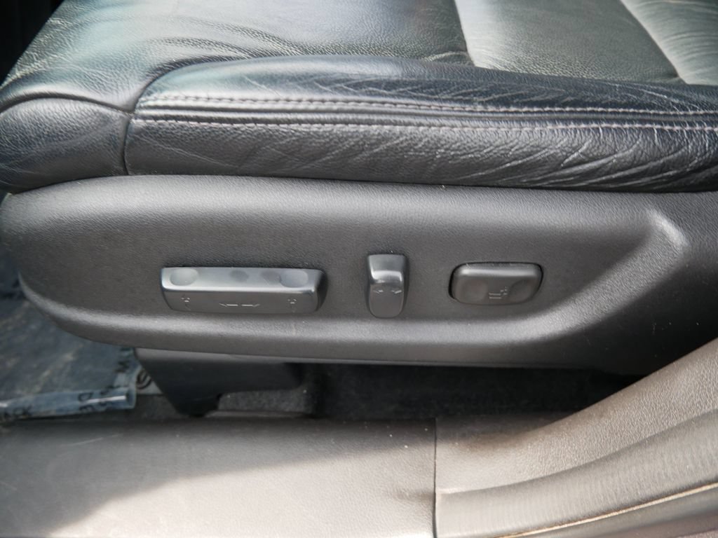 Used 2014 Honda CR-V EX-L image 16