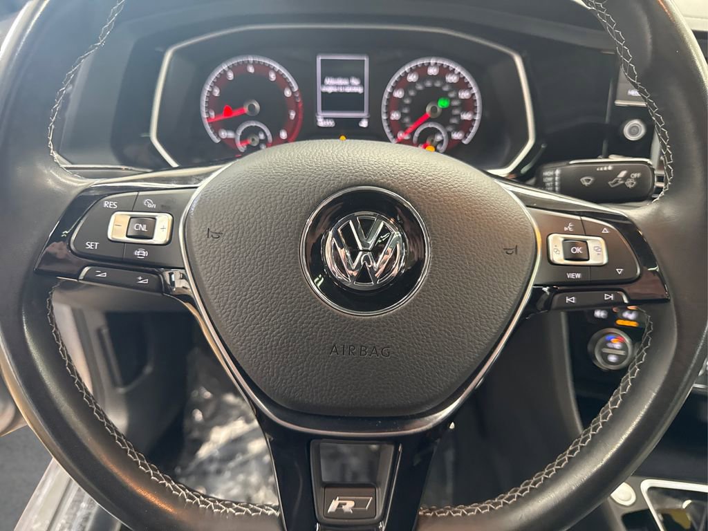 Used 2020 Volkswagen Jetta R-Line w/ R-Line Cold Weather Package image 25