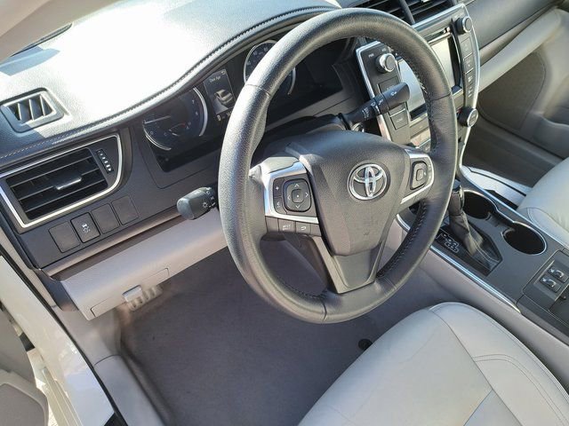 Used 2015 Toyota Camry XLE image 13
