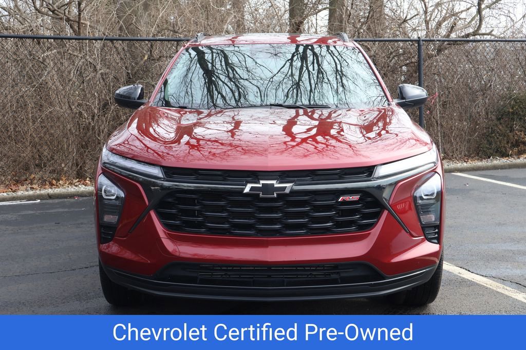 Certified 2024 Chevrolet Trax RS w/ Sunroof Package image 2