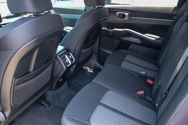 Certified 2025 Kia Sorento LX FWD image 20