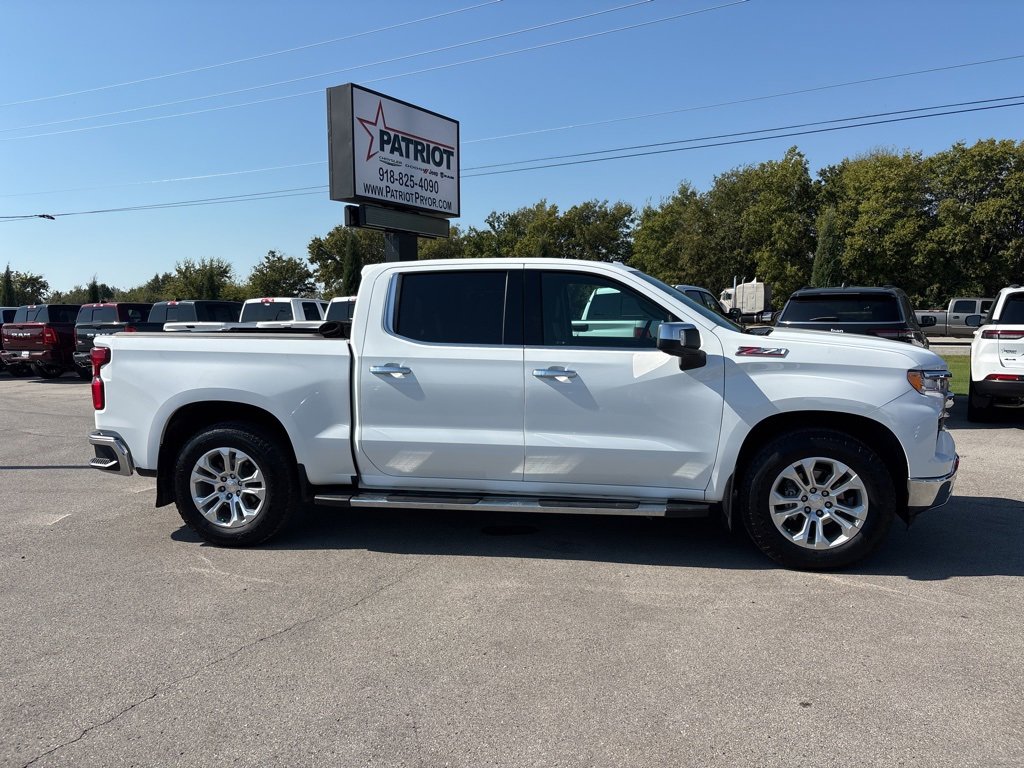 Used 2024 Chevrolet Silverado 1500 LTZ image 2