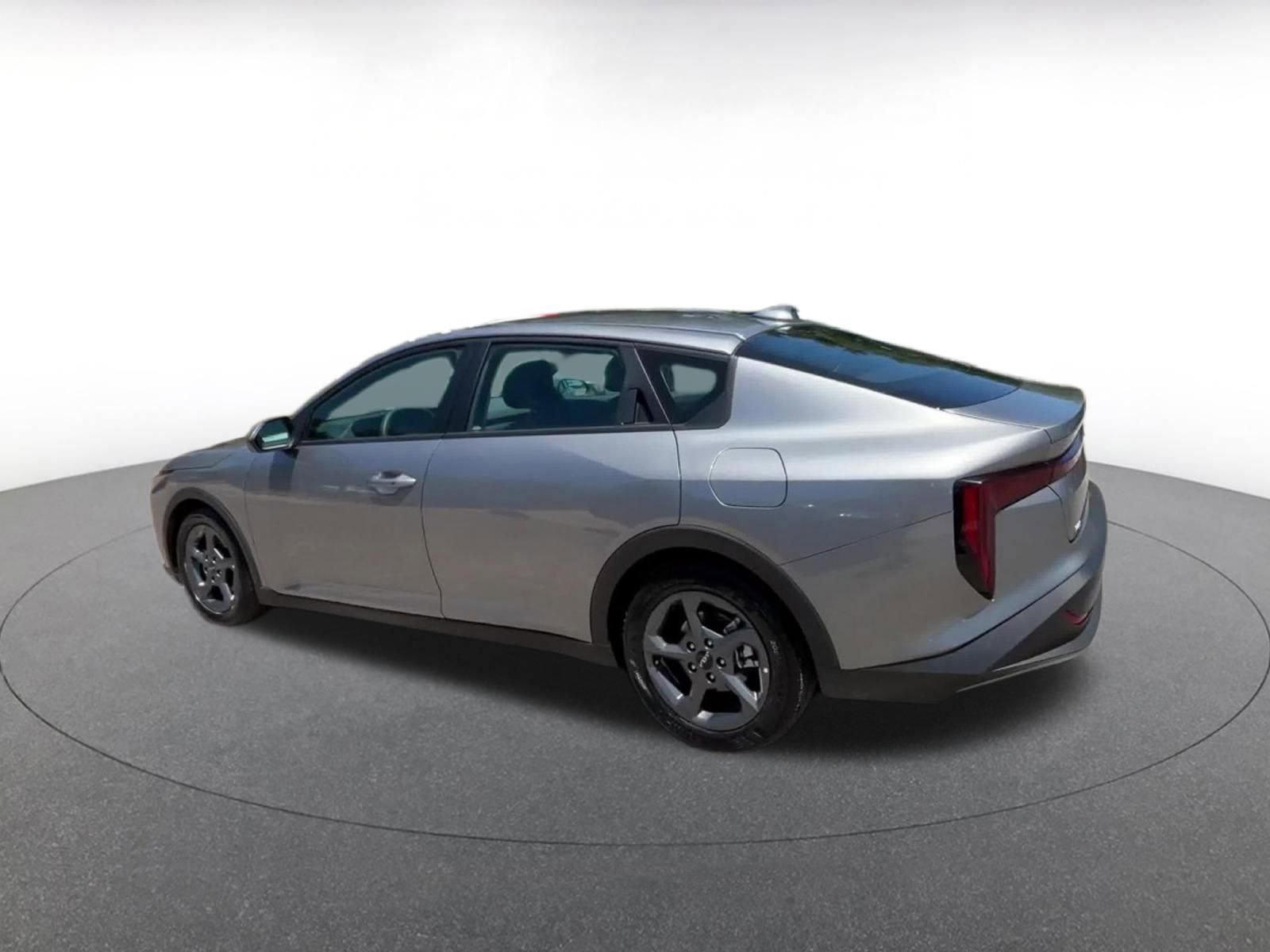 Used 2025 Kia K4 FWD image 10