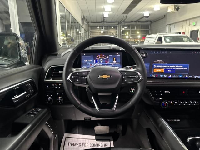 Used 2025 Chevrolet Suburban Premier AWD/4WD image 34