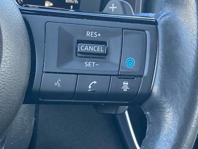 Used 2021 Nissan Rogue Platinum image 7