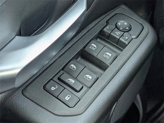 New 2026 RAM 1500 4x4 Crew Cab image 24