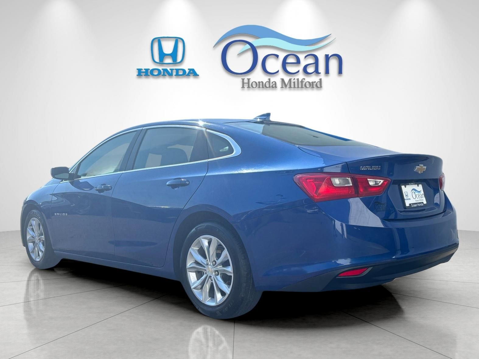 Used 2023 Chevrolet Malibu LT FWD image 5