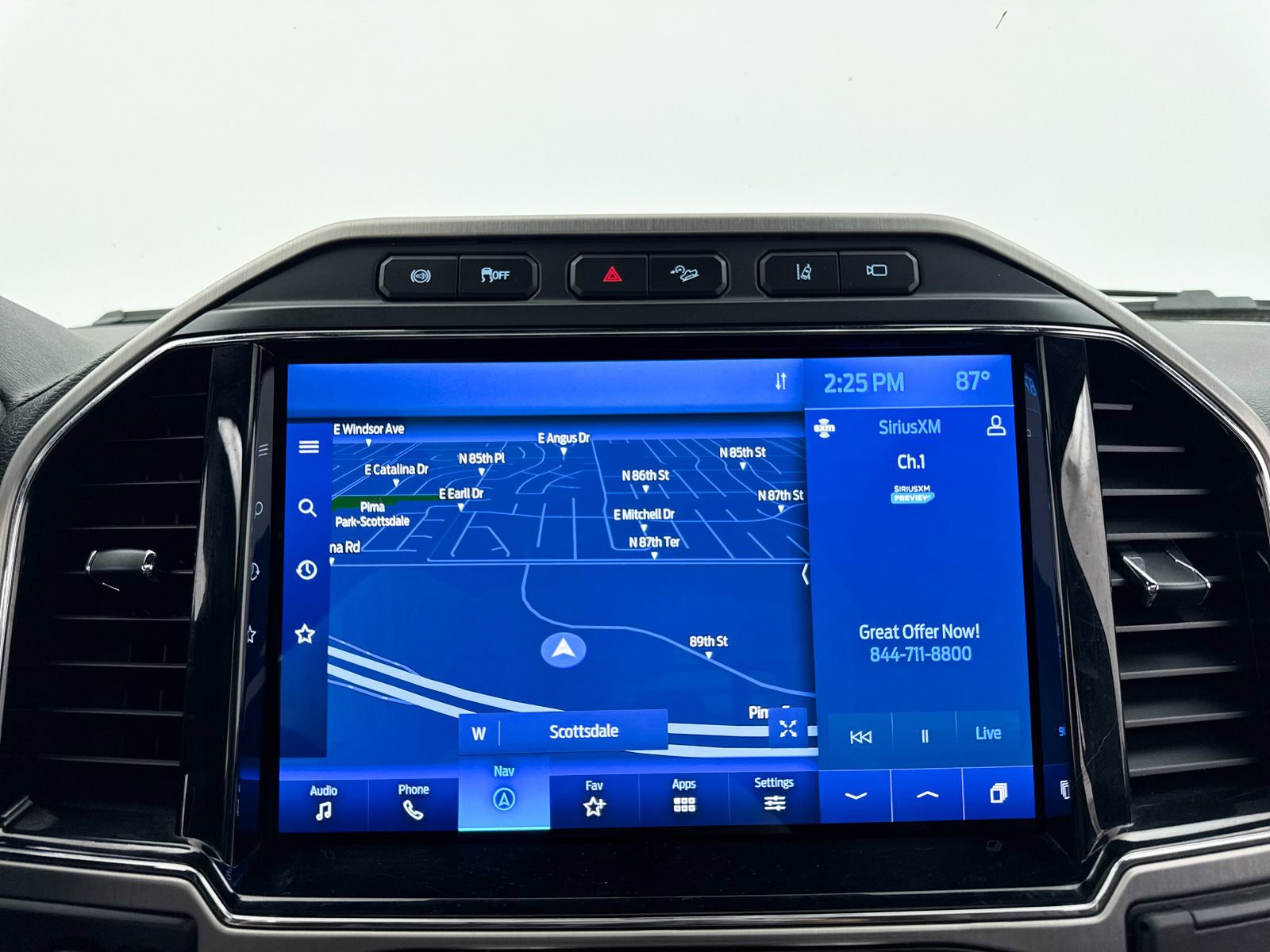 Used 2022 Ford F350 Platinum image 8