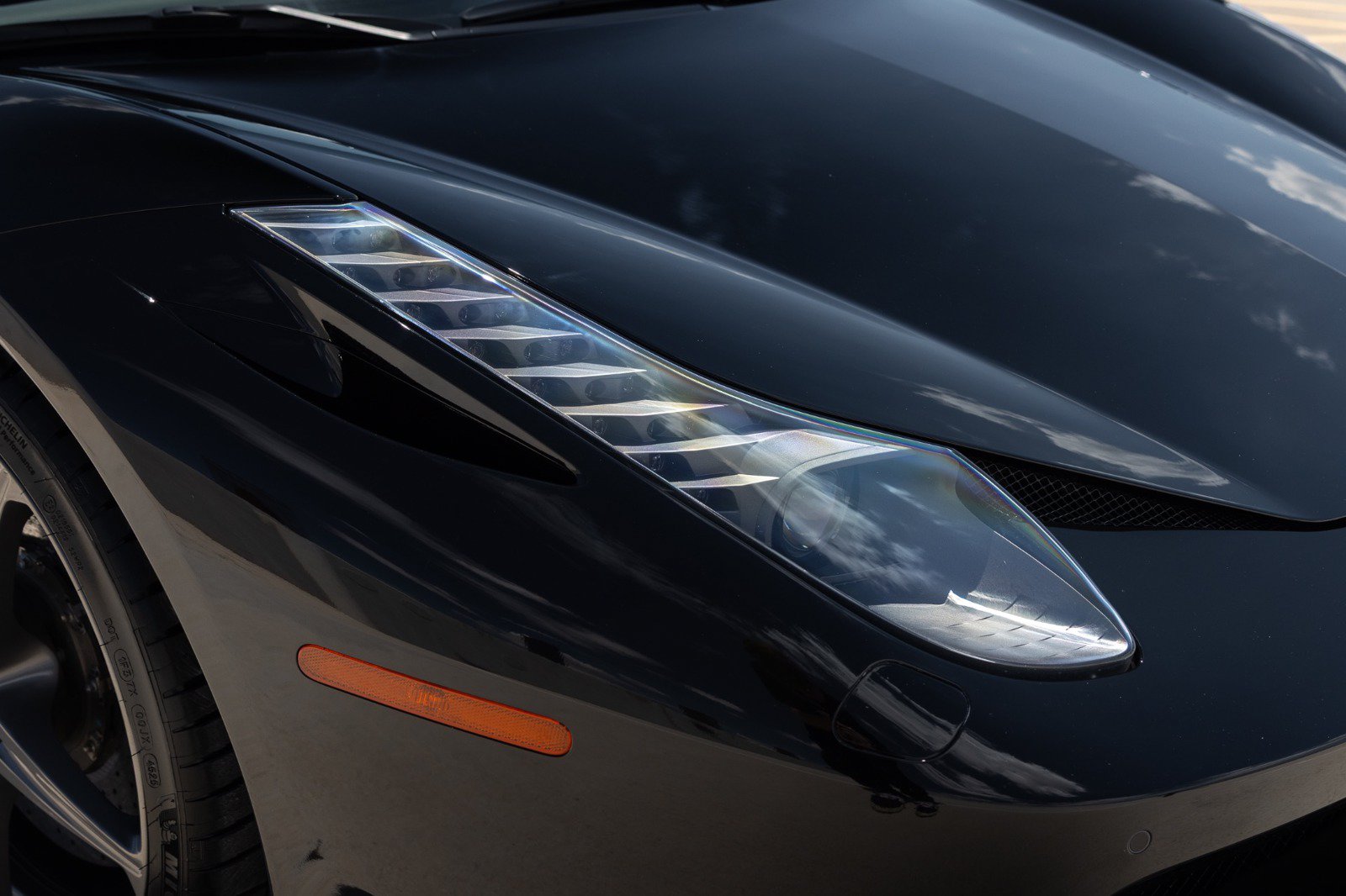 Used 2012 Ferrari 458 Spider RWD image 23